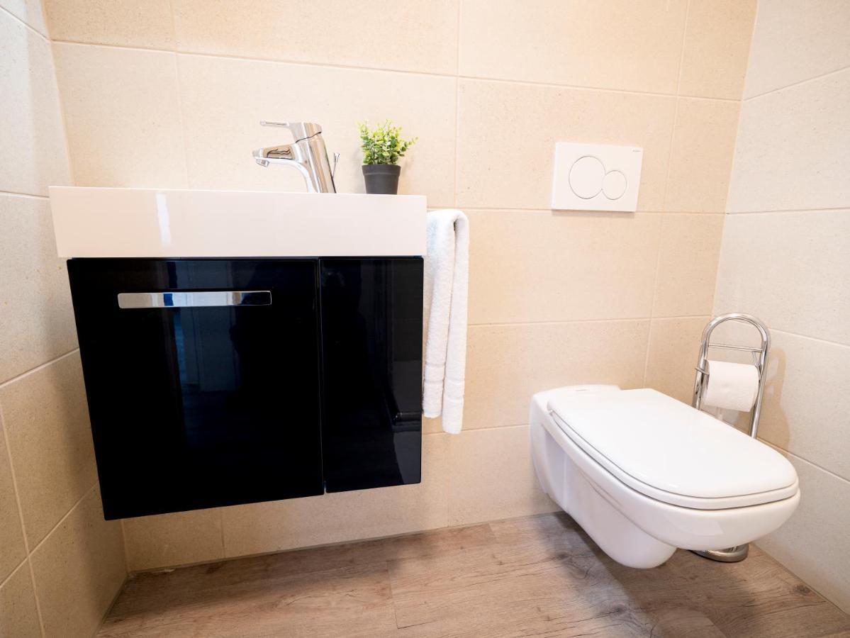 Noble Suite - Living & Work Place Gießen Esterno foto